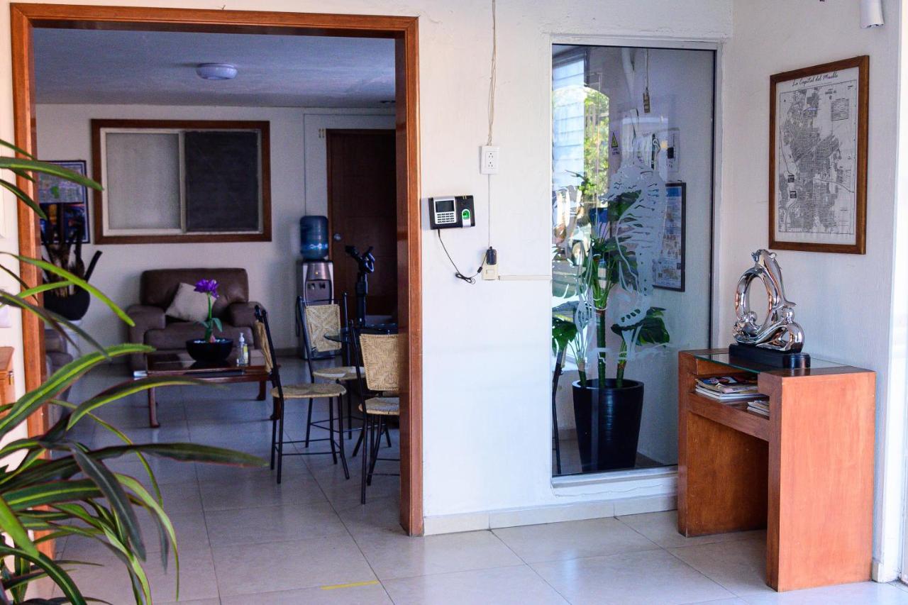 Hotel Acuario En Ocotlan 외부 사진