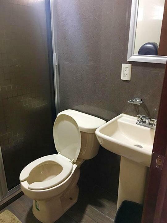 Hotel Acuario En Ocotlan 외부 사진